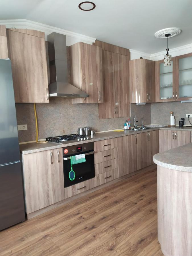 Apartment On Tumanyan Street,19 耶烈万 外观 照片