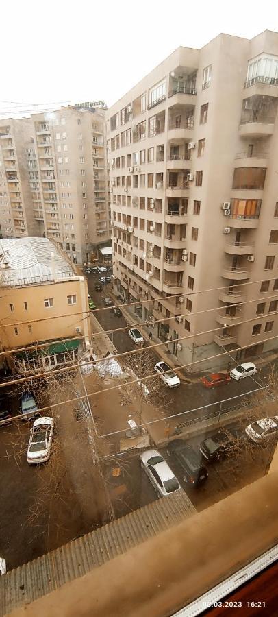 Apartment On Tumanyan Street,19 耶烈万 外观 照片