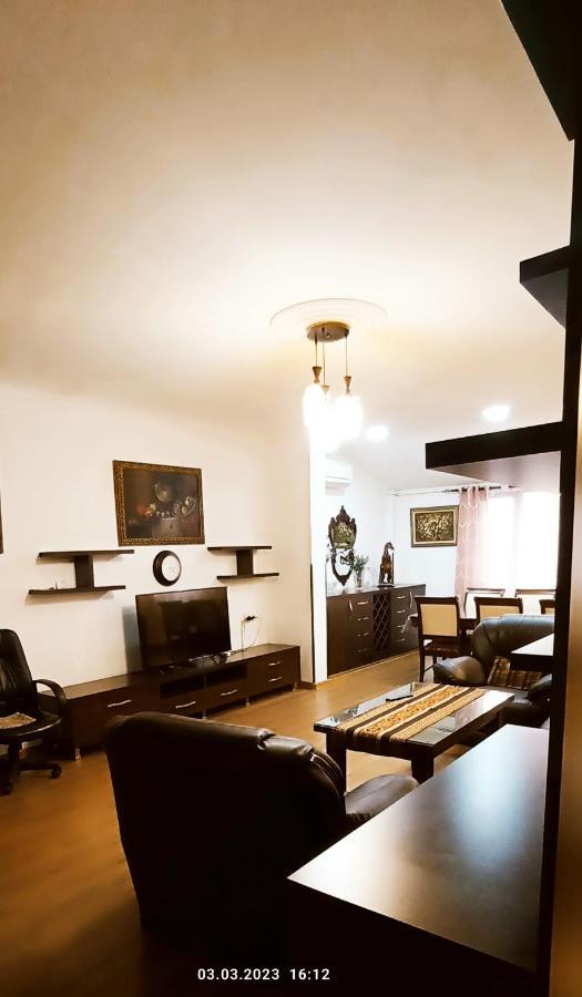 Apartment On Tumanyan Street,19 耶烈万 外观 照片